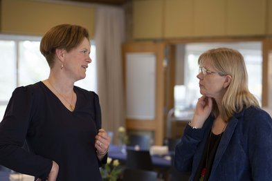 Underviser Lotte Bøgh Andersen og studieleder Vibeke Lehmann Nielsen Foto: Aarhus BSS